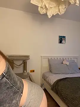 malyshhka online show from 12/07/24, 12:35