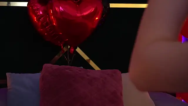 LittleeCutee online show from 02/15/25, 10:55