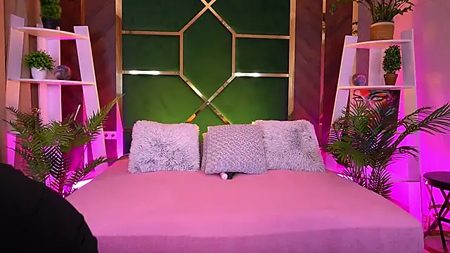 LittleeCutee online show from 09/27/25, 07:02