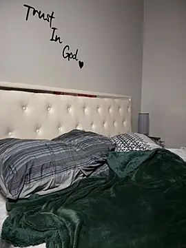 1Topgyal online show from 02/07/26, 10:41