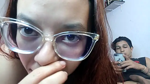 Snapshot of sophieandmarkls chatting on 11/11/25, 02:22 sophieandmarkls online show from 11/11/25, 02:22