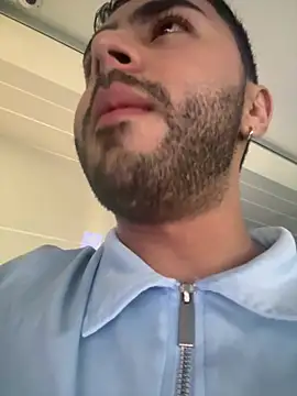 Snapshot of ItsMeEros chatting on 03/13/25, 02:55 ItsMeEros online show from 03/13/25, 02:55