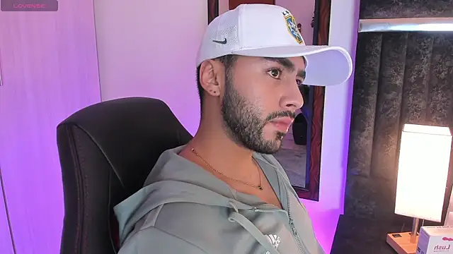 Snapshot of ItsMeEros chatting on 03/19/25, 11:14 ItsMeEros online show from 03/19/25, 11:14