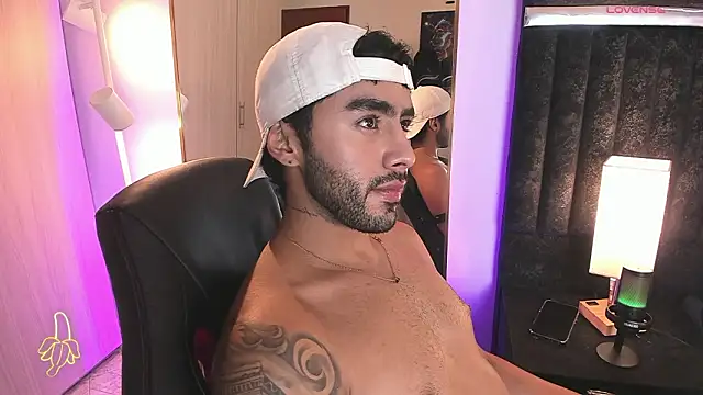 Snapshot of ItsMeEros chatting on 03/05/26, 10:50 ItsMeEros online show from 03/05/26, 10:50