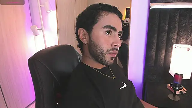 Snapshot of ItsMeEros chatting on 03/22/26, 01:09 ItsMeEros online show from 03/22/26, 01:09