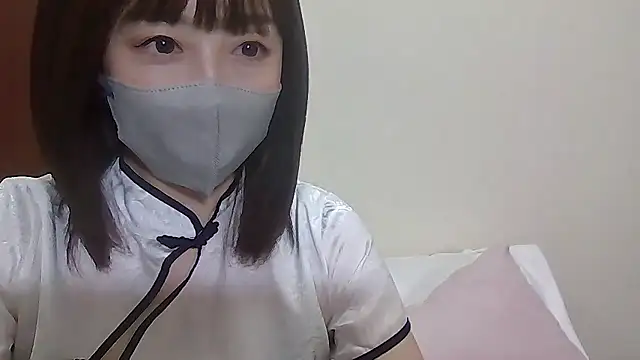 Snapshot of aoi2011 chatting on 01/14/26, 01:17 aoi2011 online show from 01/14/26, 01:17