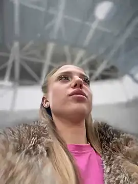 pinkstar  online show from 02/09/25, 08:33