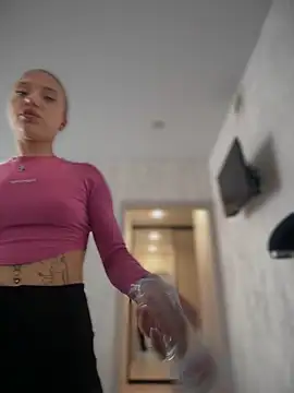 pinkstar  online show from 02/19/25, 05:38