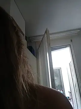 dolcehelena993 online show from 07/09/26, 01:04