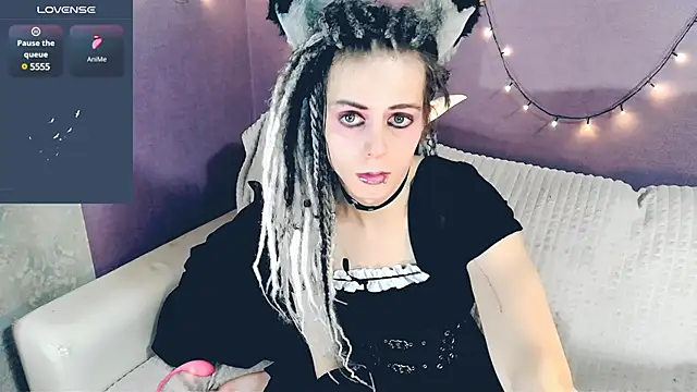 Snapshot of Littlepinkcat chatting on 02/20/25, 01:19 Littlepinkcat online show from 02/20/25, 01:19