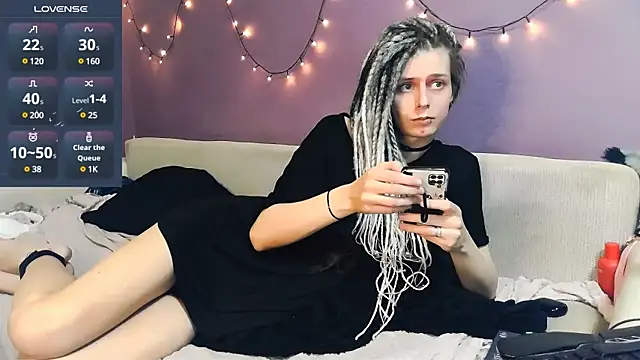 Snapshot of Littlepinkcat chatting on 03/14/25, 10:38 Littlepinkcat online show from 03/14/25, 10:38