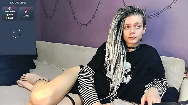 Snapshot of Littlepinkcat chatting on 03/22/25, 01:54 Littlepinkcat online show from 03/22/25, 01:54