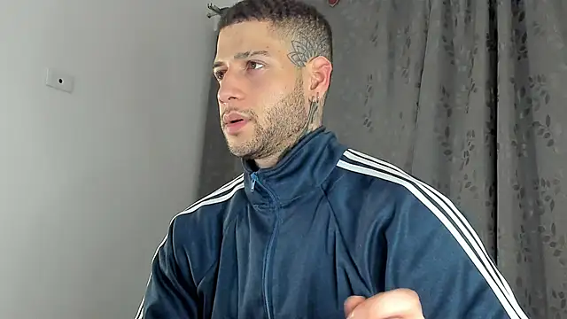  jamesleandros1 online show from 01/17/26, 02:27