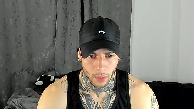  jamesleandros1 online show from 01/17/26, 11:30