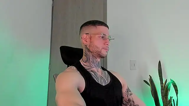  jamesleandros1 online show from 02/11/26, 03:00