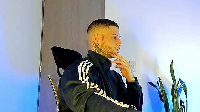  jamesleandros1 online show from 02/26/26, 02:10