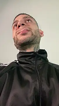 Snapshot of _jamesleandros1 chatting on 03/21/26, 12:26 jamesleandros1 online show from 03/21/26, 12:26