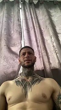 Snapshot of _jamesleandros1 chatting on 06/08/26, 05:35 jamesleandros1 online show from 06/08/26, 05:35