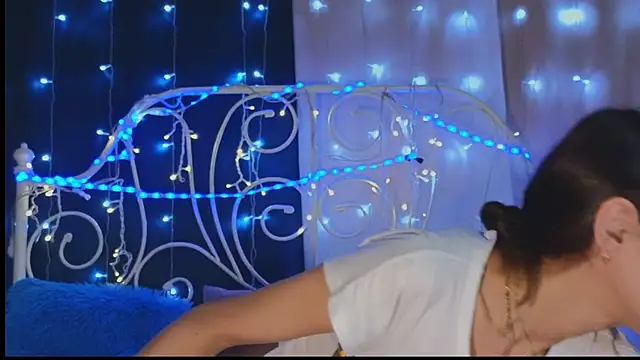 Funny Bunny online show from 01/22/25, 04:23