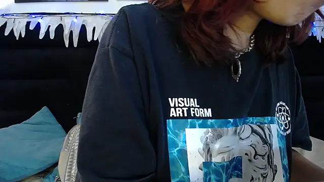 Snapshot of SabinaMerchetti chatting on 12/10/24, 03:52 SabinaMerchetti online show from 12/10/24, 03:52