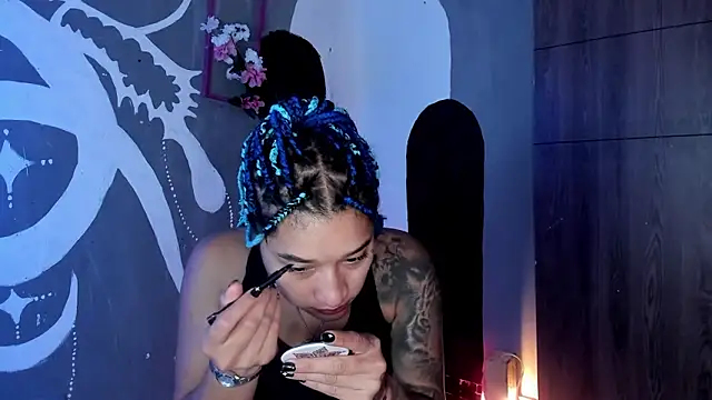 Snapshot of Eva_Lee_ chatting on 12/06/24, 03:41 Eva Lee  online show from 12/06/24, 03:41