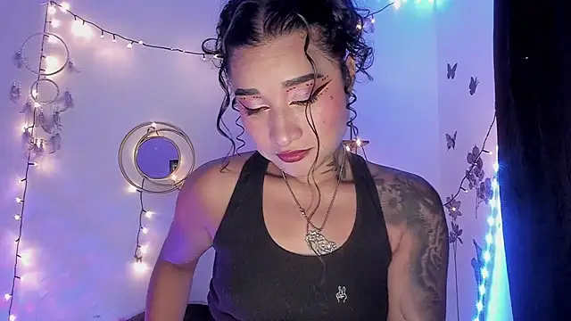 Snapshot of Eva_Lee_ chatting on 02/25/25, 06:36 Eva Lee  online show from 02/25/25, 06:36