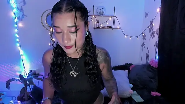 Snapshot of Eva_Lee_ chatting on 03/13/25, 06:26 Eva Lee  online show from 03/13/25, 06:26