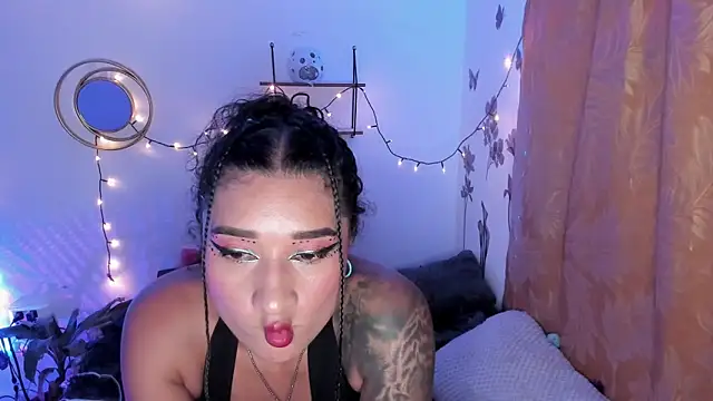 Snapshot of Eva_Lee_ chatting on 03/18/25, 07:52 Eva Lee  online show from 03/18/25, 07:52