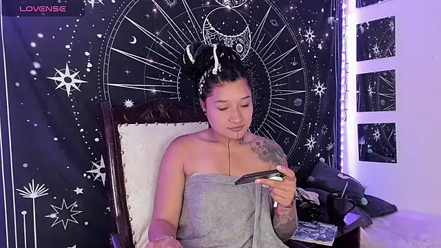 Snapshot of Eva_Lee_ chatting on 09/30/25, 07:35 Eva Lee  online show from 09/30/25, 07:35