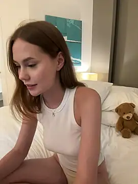 Snapshot of Meow_Sophie chatting on 02/16/25, 05:04 Meow Sophie online show from 02/16/25, 05:04