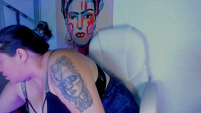 Snapshot of Fierymichef chatting on 04/20/26, 10:00 Fierymichef online show from 04/20/26, 10:00