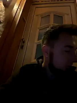 Snapshot of Anal30polak chatting on 11/14/25, 04:55 Anal30polak online show from 11/14/25, 04:55