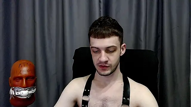 Snapshot of _Damien_thorn_ chatting on 03/27/26, 08:19 Damien thorn online show from 03/27/26, 08:19