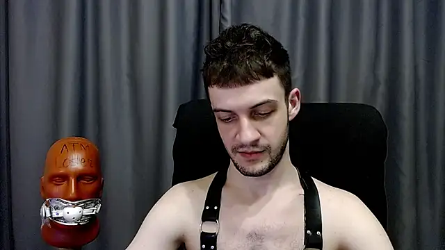 Snapshot of _Damien_thorn_ chatting on 04/05/26, 08:39 Damien thorn online show from 04/05/26, 08:39