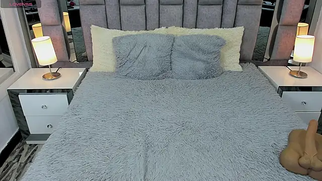 EMMAHILL1 online show from 03/06/25, 07:32