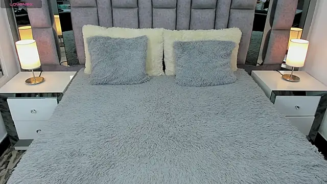 EMMAHILL1 online show from 03/12/25, 07:38