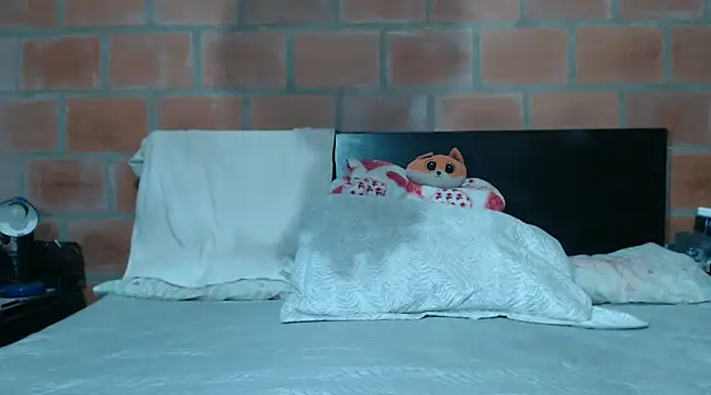 Snapshot of DevoraAmateur chatting on 12/14/24, 08:29 DevoraAmateur online show from 12/14/24, 08:29