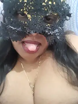 Snapshot of chubby_wife chatting on 03/27/26, 05:02 chubby wife online show from 03/27/26, 05:02