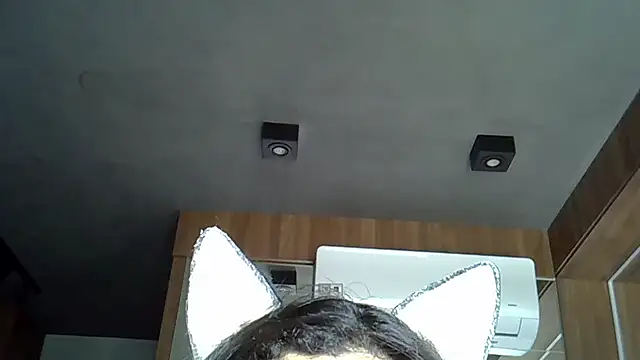 Skinny-Kitten online show from 10/25/25, 06:46