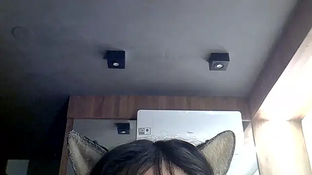 Snapshot of Skinny-Kitten chatting on 06/11/26, 12:32 Skinny-Kitten online show from 06/11/26, 12:32