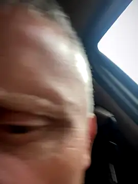 prekumstud online show from 10/31/25, 10:55