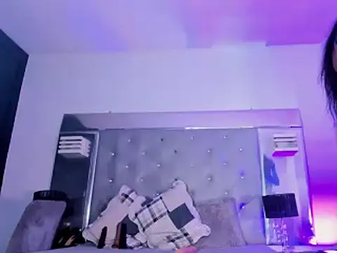 Snapshot of Grace_Evansx_ chatting on 12/12/24, 07:41 Grace Evansx  online show from 12/12/24, 07:41