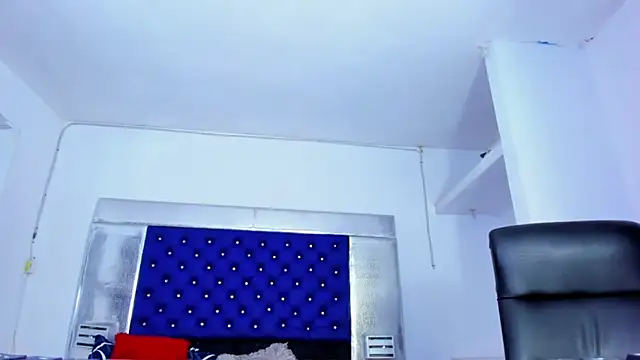 Snapshot of Grace_Evansx_ chatting on 01/06/25, 04:58 Grace Evansx  online show from 01/06/25, 04:58