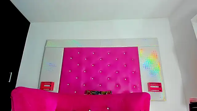 Snapshot of Grace_Evansx_ chatting on 02/07/25, 11:45 Grace Evansx  online show from 02/07/25, 11:45