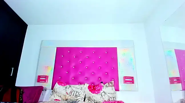 Snapshot of Grace_Evansx_ chatting on 02/09/25, 08:13 Grace Evansx  online show from 02/09/25, 08:13