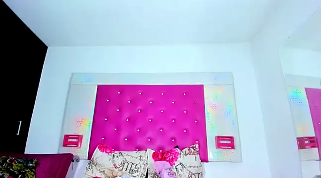 Snapshot of Grace_Evansx_ chatting on 02/09/25, 11:15 Grace Evansx  online show from 02/09/25, 11:15