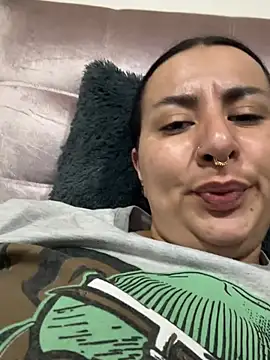 Snapshot of Abril_Luv chatting on 03/03/26, 01:23 Abril Luv online show from 03/03/26, 01:23