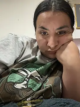 Snapshot of Abril_Luv chatting on 03/24/26, 01:21 Abril Luv online show from 03/24/26, 01:21