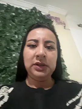 Abril Luv online show from 04/25/26, 11:35