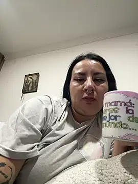 Abril Luv online show from 07/01/26, 01:07